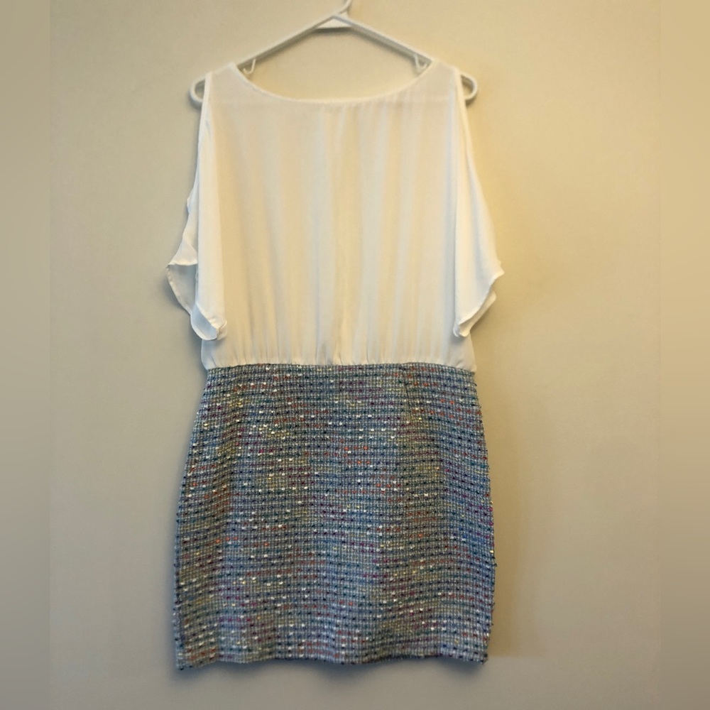 Solemio Cold Shoulder White and Blue Dress, Size L